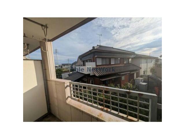 西尾市 2階建 築38年の内装写真