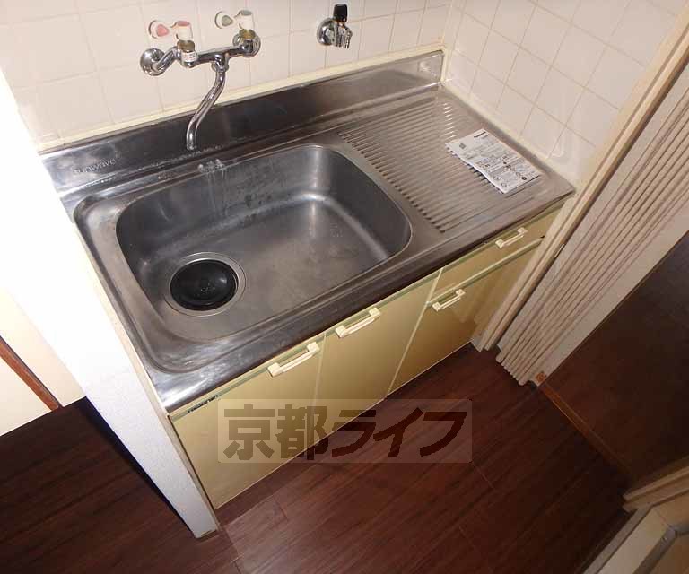 ＪＲ片町線 津田駅 徒歩9分 4階建 築37年のキッチン写真