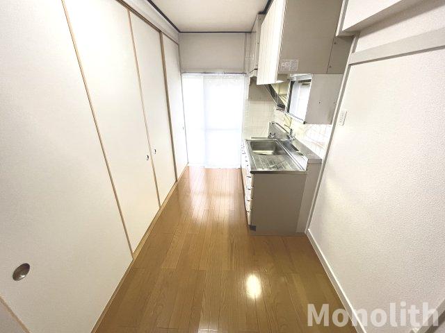 泉北茶山台2丁3番1号棟の居間写真