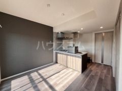 Theios filiaの居間写真