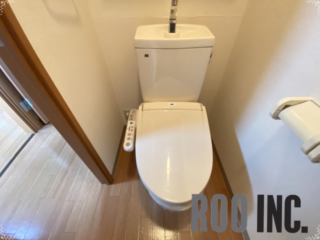 ロイヤルヒルズ青山のトイレ写真