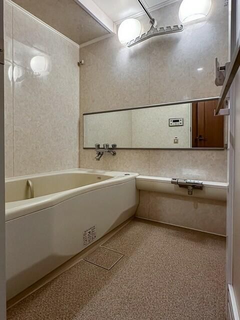バス・シャワールーム　※写真は同タイプ住戸です。