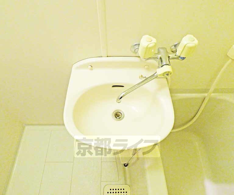 洗面設備　洗面台です。