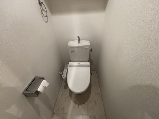トイレ　※別部屋の写真です
