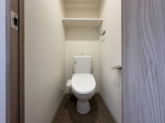 トイレ　落ち着いたトイレです