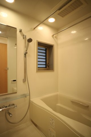 バス・シャワールーム　他部屋参考写真