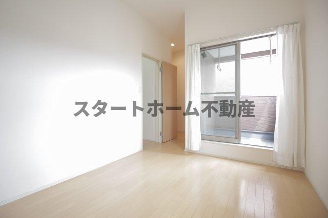 ＪＲ高徳線 徳島駅 バス乗車時間：26分 最寄りバス停で下車 徒歩5分 2階建 築15年の内装写真