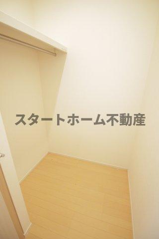 ＪＲ高徳線 徳島駅 バス乗車時間：26分 最寄りバス停で下車 徒歩5分 2階建 築15年の内装写真