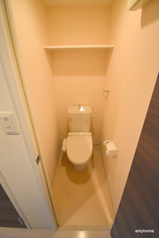 Luxe新大阪SOUTHのトイレ写真