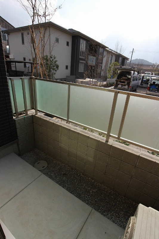 バルコニー　オシャレな空間を♪