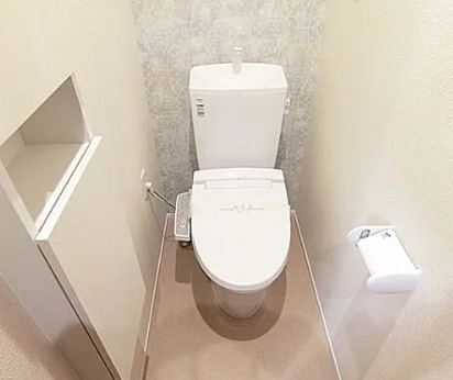 京王線 明大前駅 徒歩5分 4階建 築8年のトイレ写真