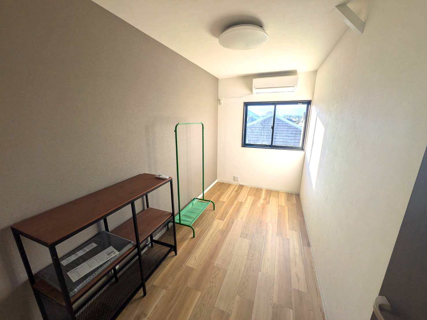 緑町1丁目戸建ての居間写真