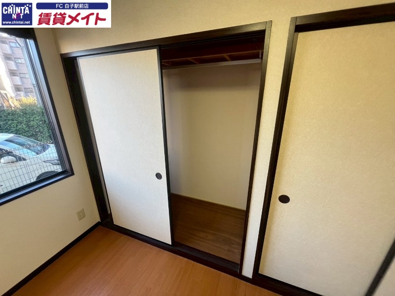 収納　同物件別室反転写真