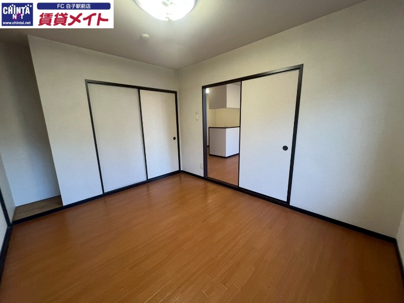 その他部屋・スペース　同物件別室反転写真