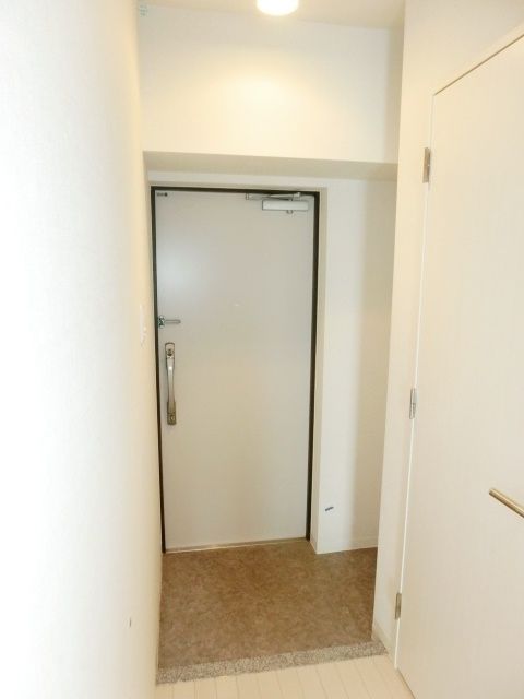 アルファードの玄関写真