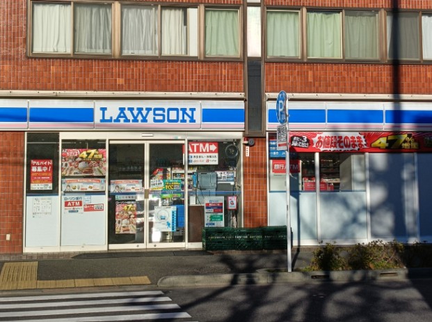 コンビニ　ローソン鮫洲店（コンビニ）まで129m