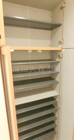 その他設備　玄関収納