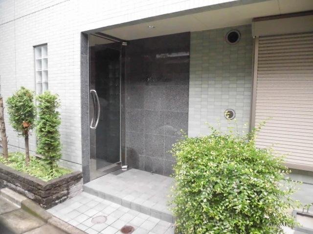 東急目黒線 武蔵小山駅 徒歩7分 3階建 築20年の外観写真