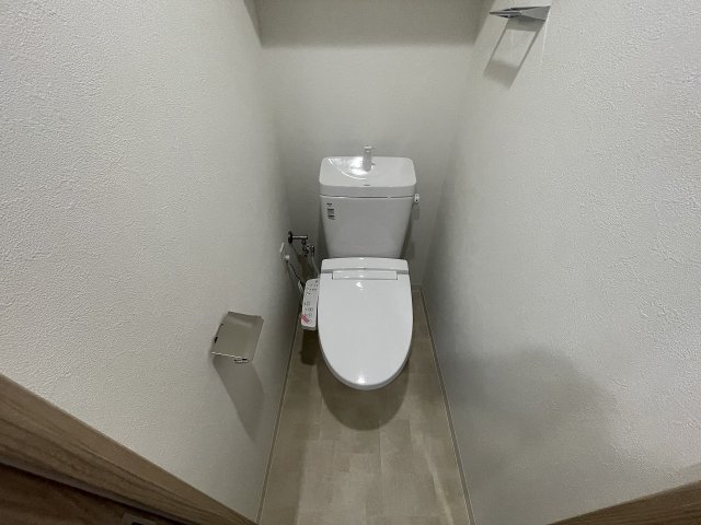 プレサンス神戸セレスティアのトイレ写真