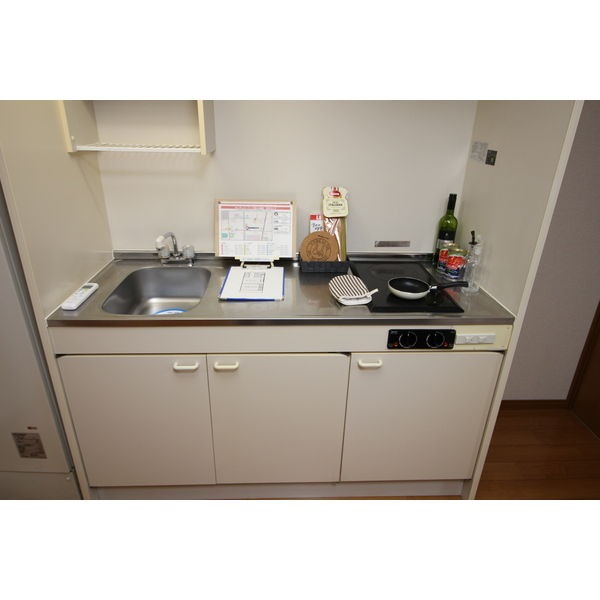 センチュリーパーク新川1番館のキッチン写真