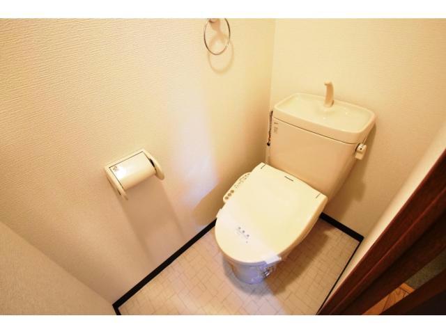 地下鉄御堂筋線 心斎橋駅 徒歩5分 10階建 築21年のトイレ写真