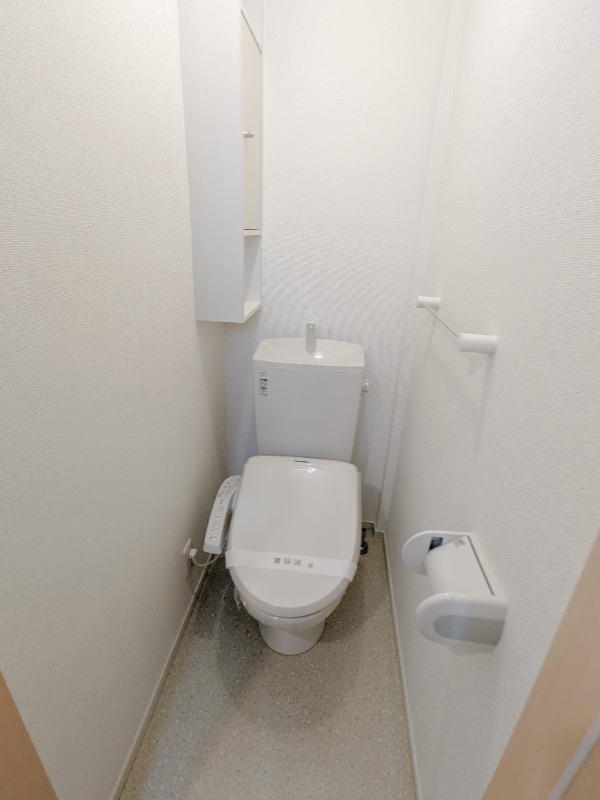 トイレ　図面と現状に相違がある場合には現状を優先