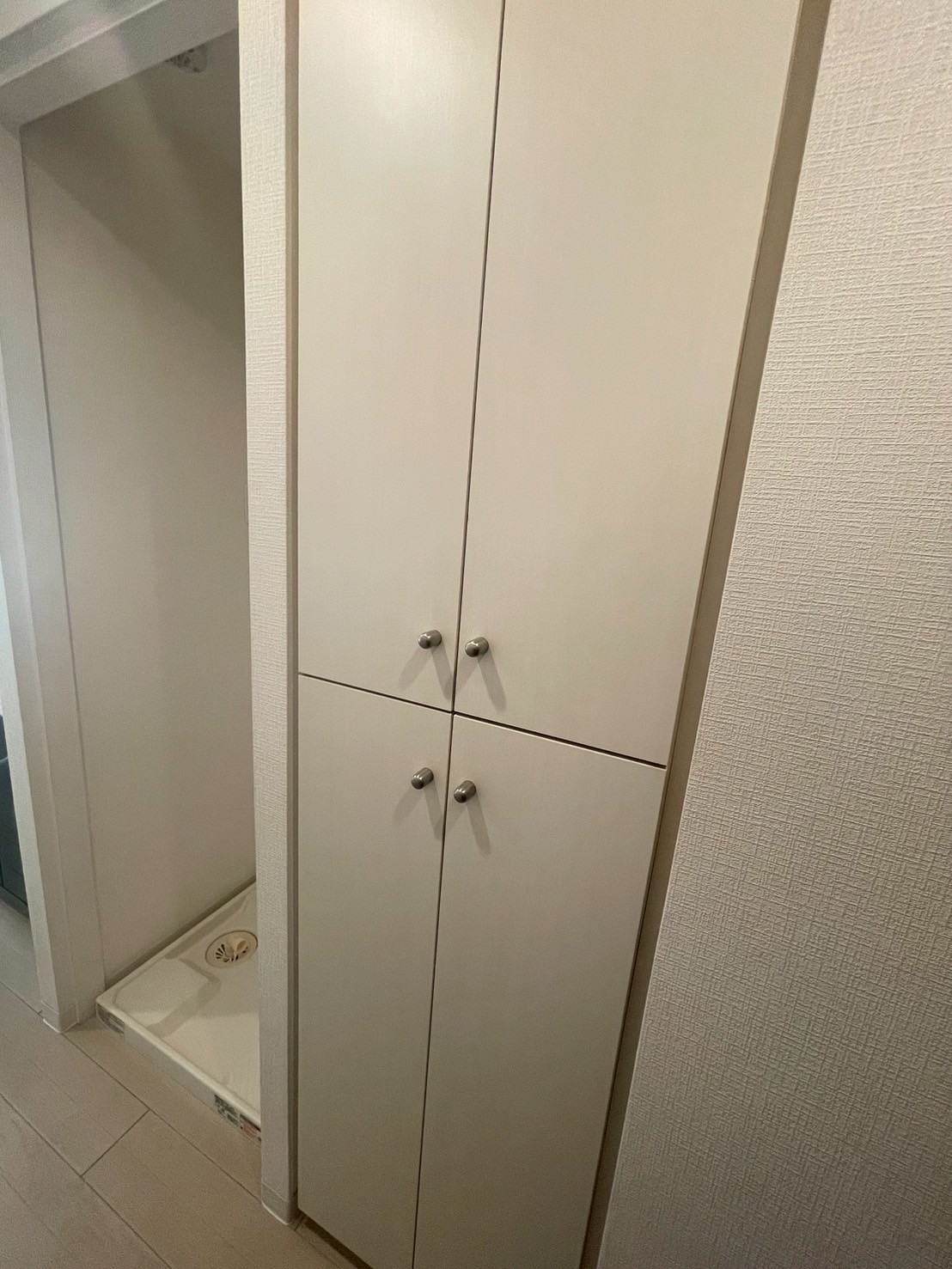 AZEST URAYASU Staの玄関写真