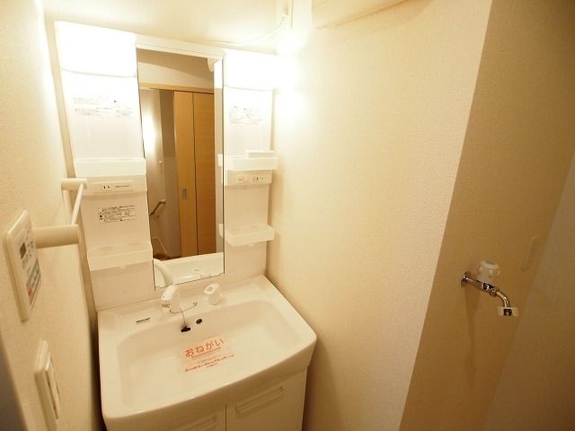 京成松戸線 滝不動駅 徒歩5分 2階建 築18年の内装写真