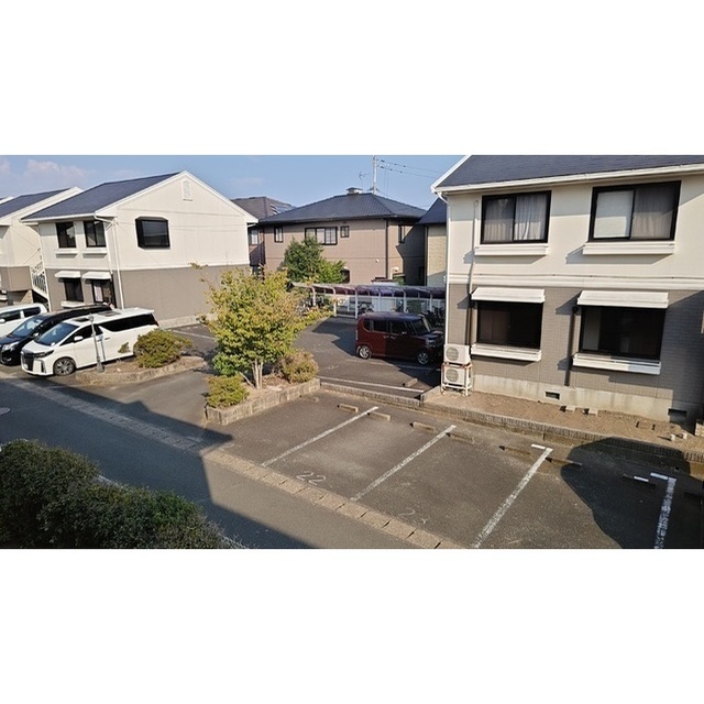 アンプルール C棟の外観写真