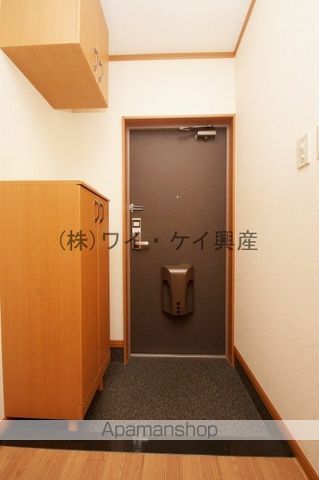 クオリティー・レジデンスの玄関写真