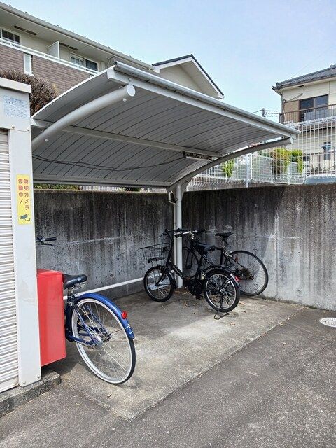 ＪＲ相模線 上溝駅 徒歩10分 2階建 築19年の外観写真