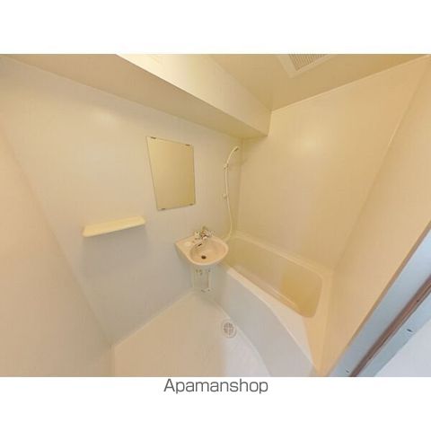 地下鉄鶴舞線 大須観音駅 徒歩1分 12階建 築27年の風呂写真