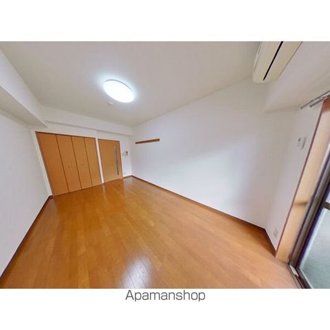 地下鉄鶴舞線 大須観音駅 徒歩1分 12階建 築27年の居間写真