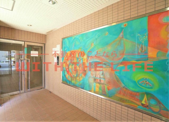 エントランス　建物の内部です
