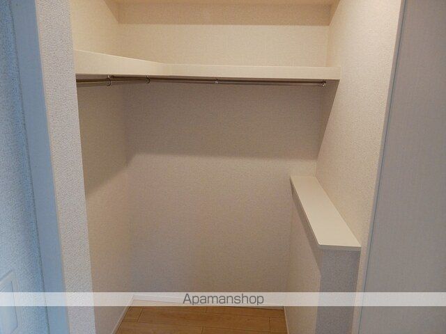 カルムハチマンの内装写真