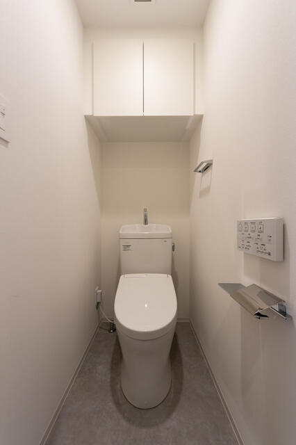 トイレ　※写真は同タイプ住戸です。