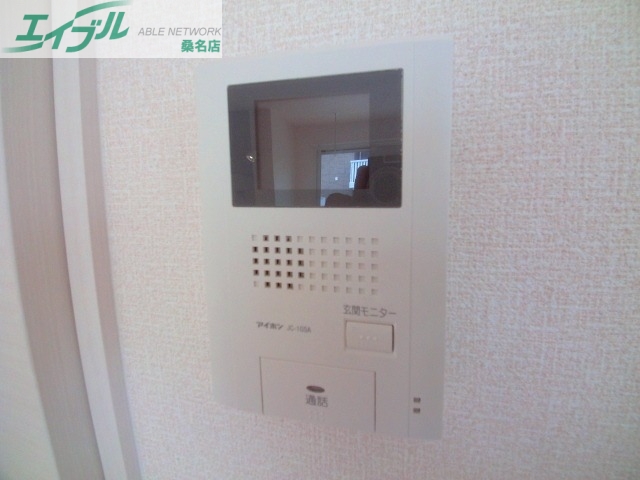セキュリティ　同建物別部屋反転写真です