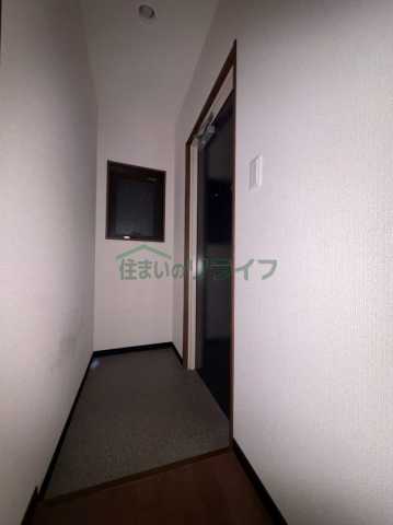 テクニアートの玄関写真