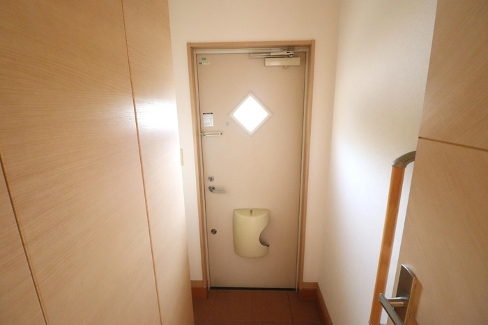 玄関　図面と現状に相違がある場合には現状を優先