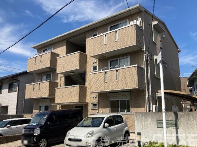 建物外観　全室角部屋です♪