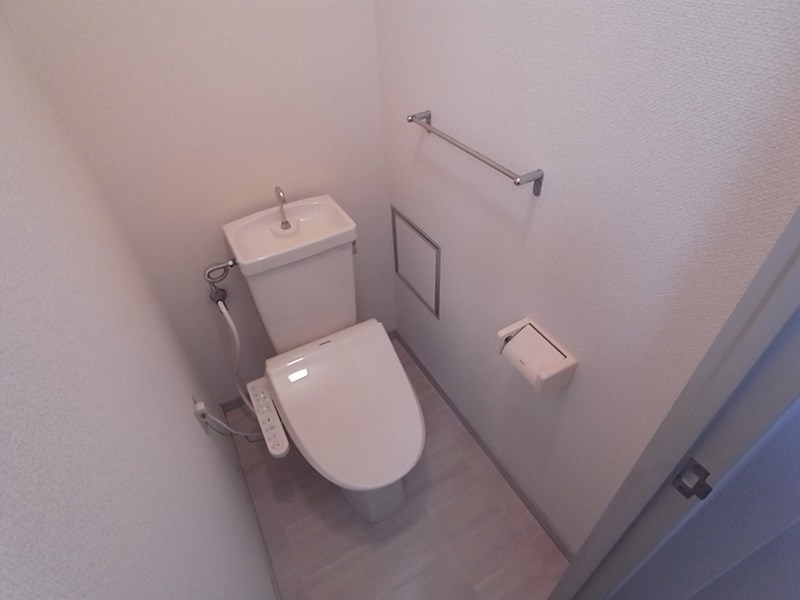 メゾンフローラのトイレ写真