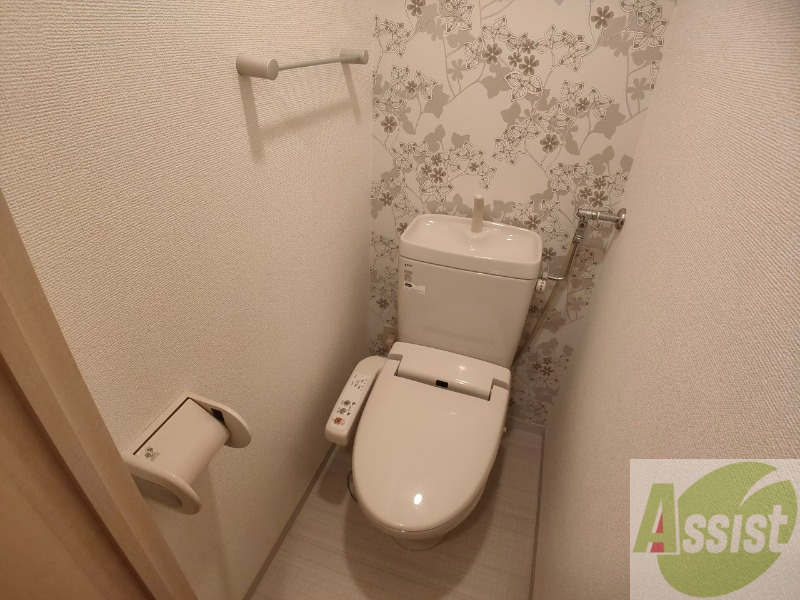 トイレ　トイレです。ウォシュレット付を探している方、おすすめです。