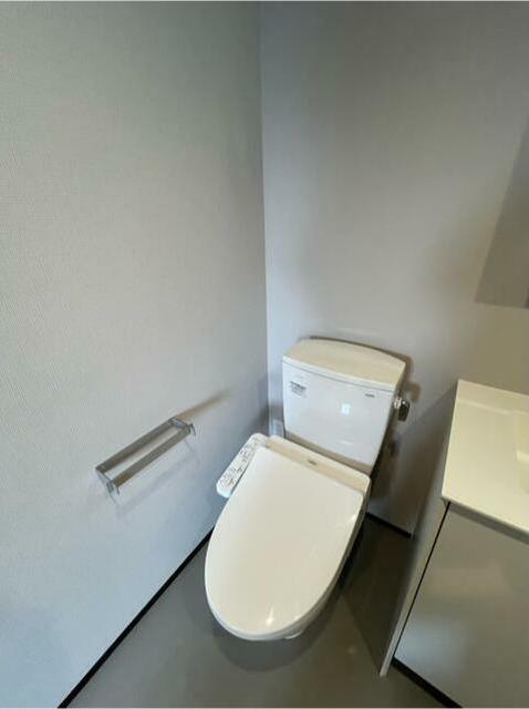 ノイエ西生田のトイレ写真