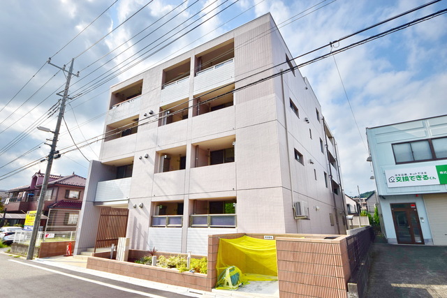 建物外観　～閑静な住宅街に立地しますっ～