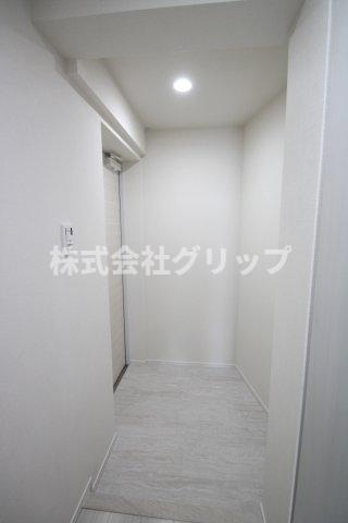 Le a横濱井土ケ谷弐番館の玄関写真