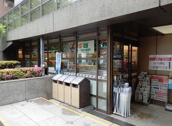 コンビニ　セブンイレブン駿河台三楽病院店（コンビニ）まで223m