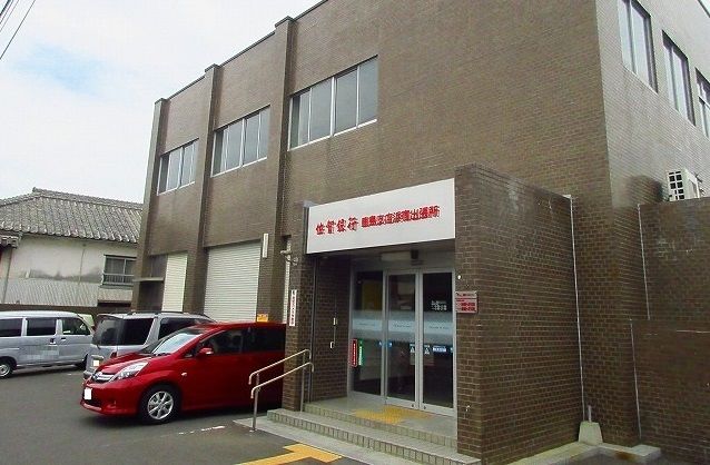 銀行　佐賀銀行鹿島支店浜出張所（銀行）まで900m
