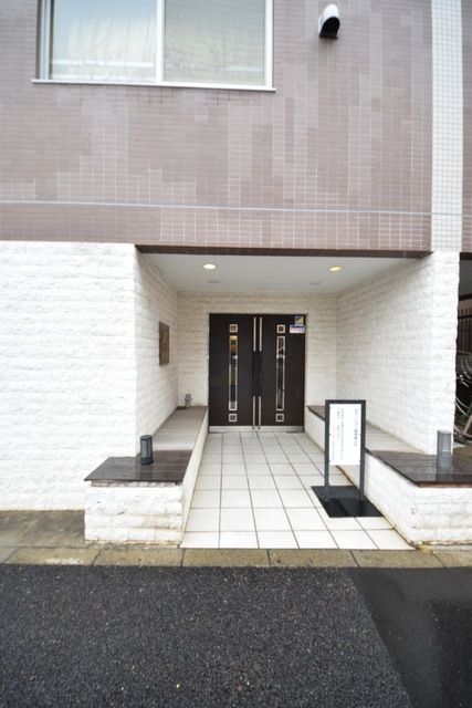 エントランス　☆お問い合わせはお早めに☆