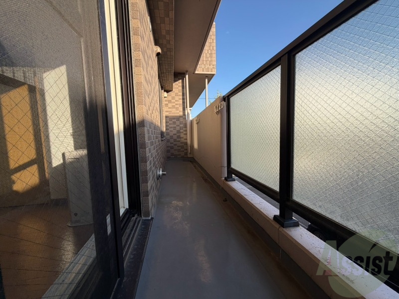 バルコニー　バルコニーです。天気の良い日には外干しができます！