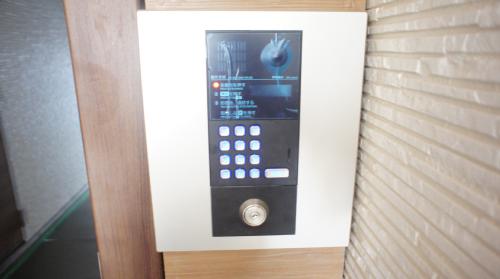セキュリティ　オートロック完備